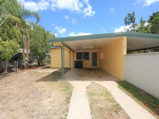 NEAT & TIDY 2 BEDROOM UNIT