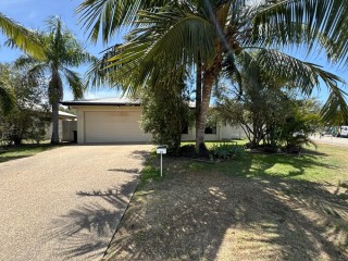 Serenity by the Sea: Your Dream Family Home in Bushland Beach